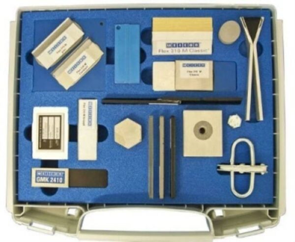 Витрины, аксессуары, образцы